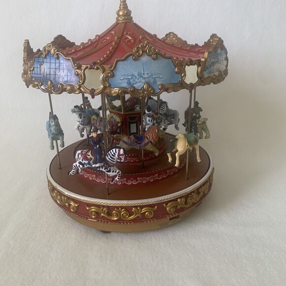 Mr. Christmas 2014 Triple Deck Carousel Works Holiday and Year-Round Songs Works - Picture 5 of 12